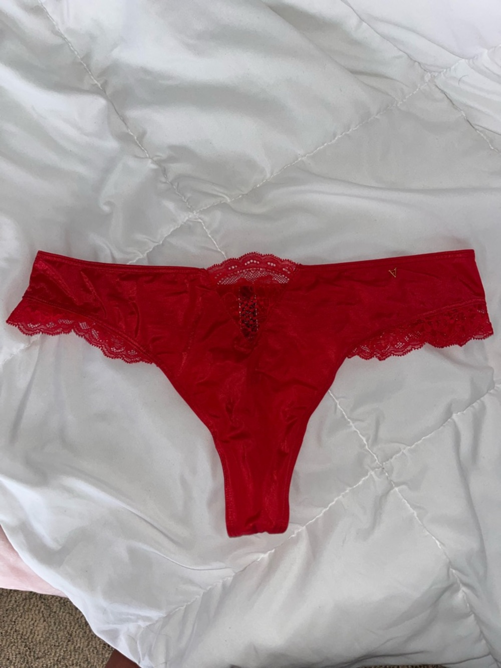 Victoria’s Secret Thong Size Large